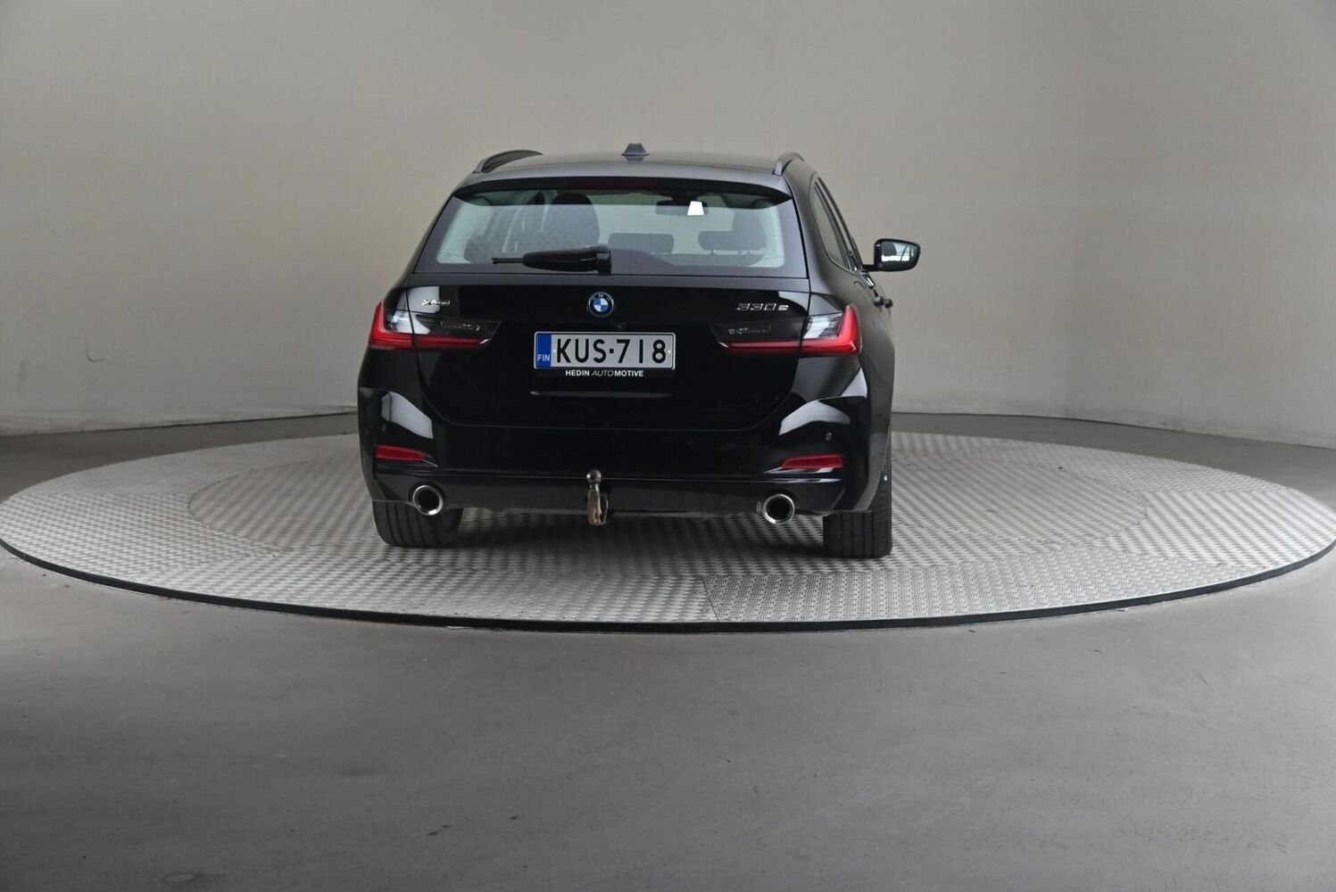 BMW 330 vaihtoauto