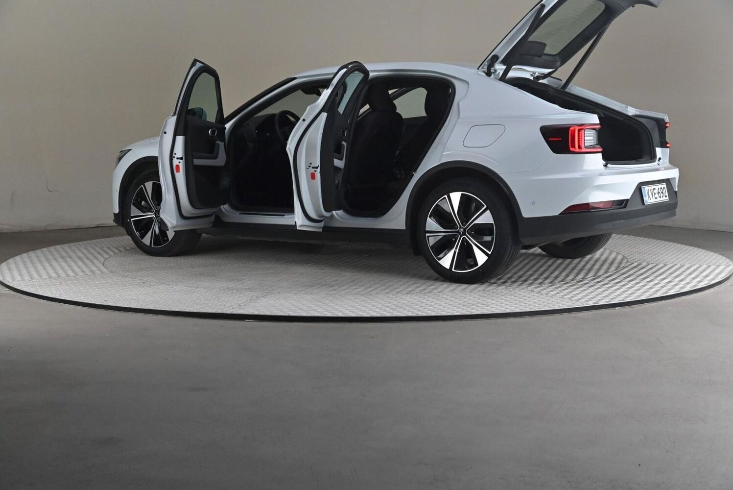 Polestar 2 vaihtoauto
