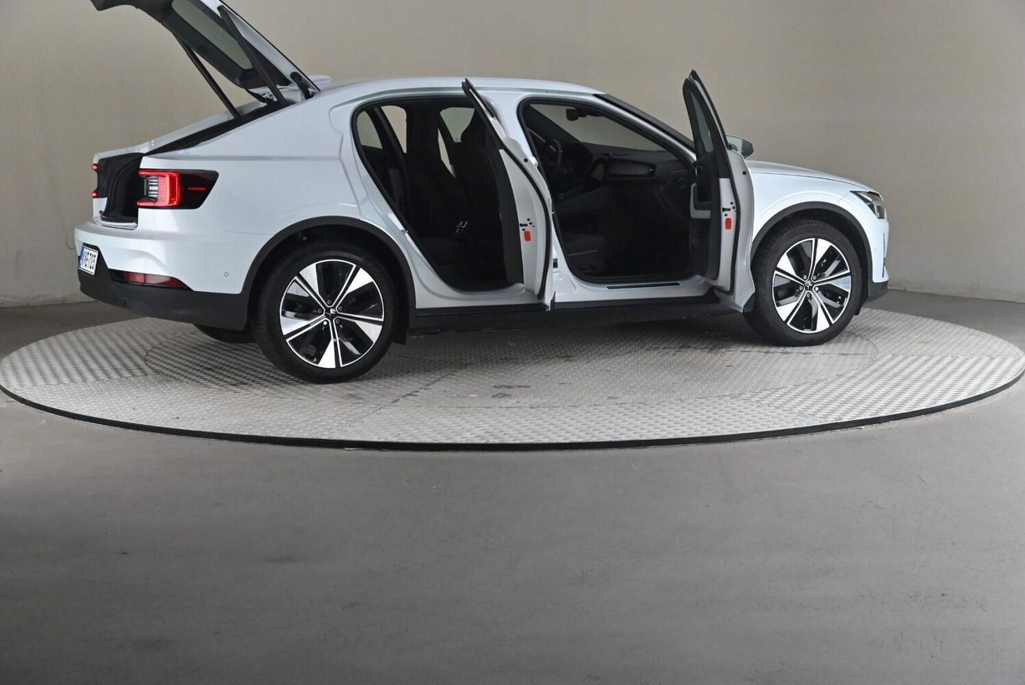 Polestar 2 vaihtoauto