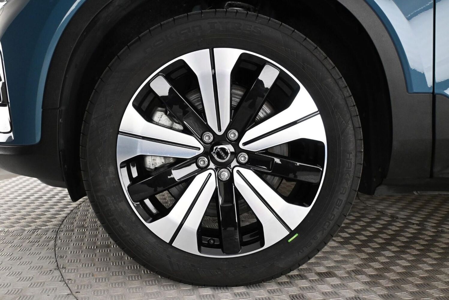 Volvo C40 vaihtoauto