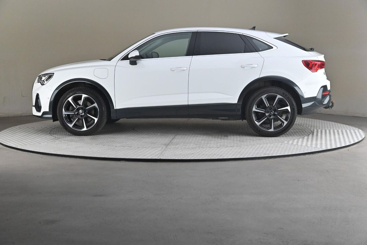 Audi Q3 vaihtoauto