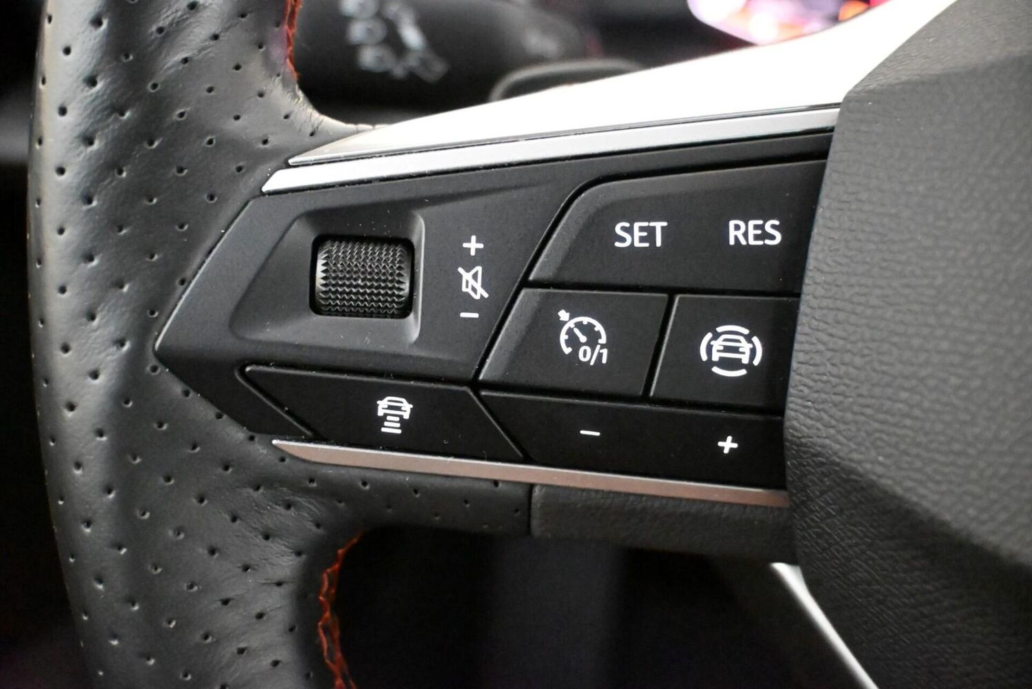 SEAT Leon Sportstourer vaihtoauto