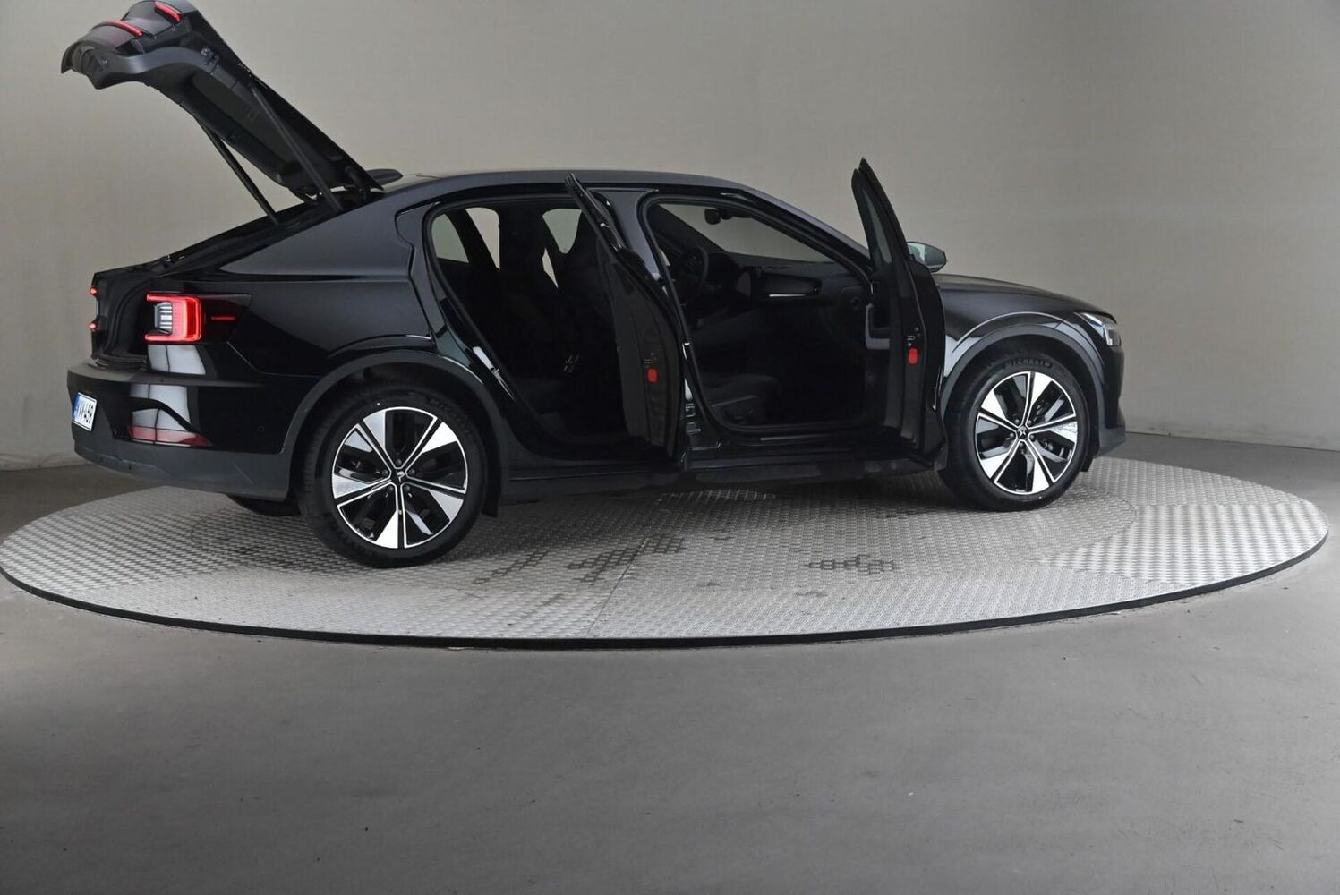 Polestar 2 vaihtoauto