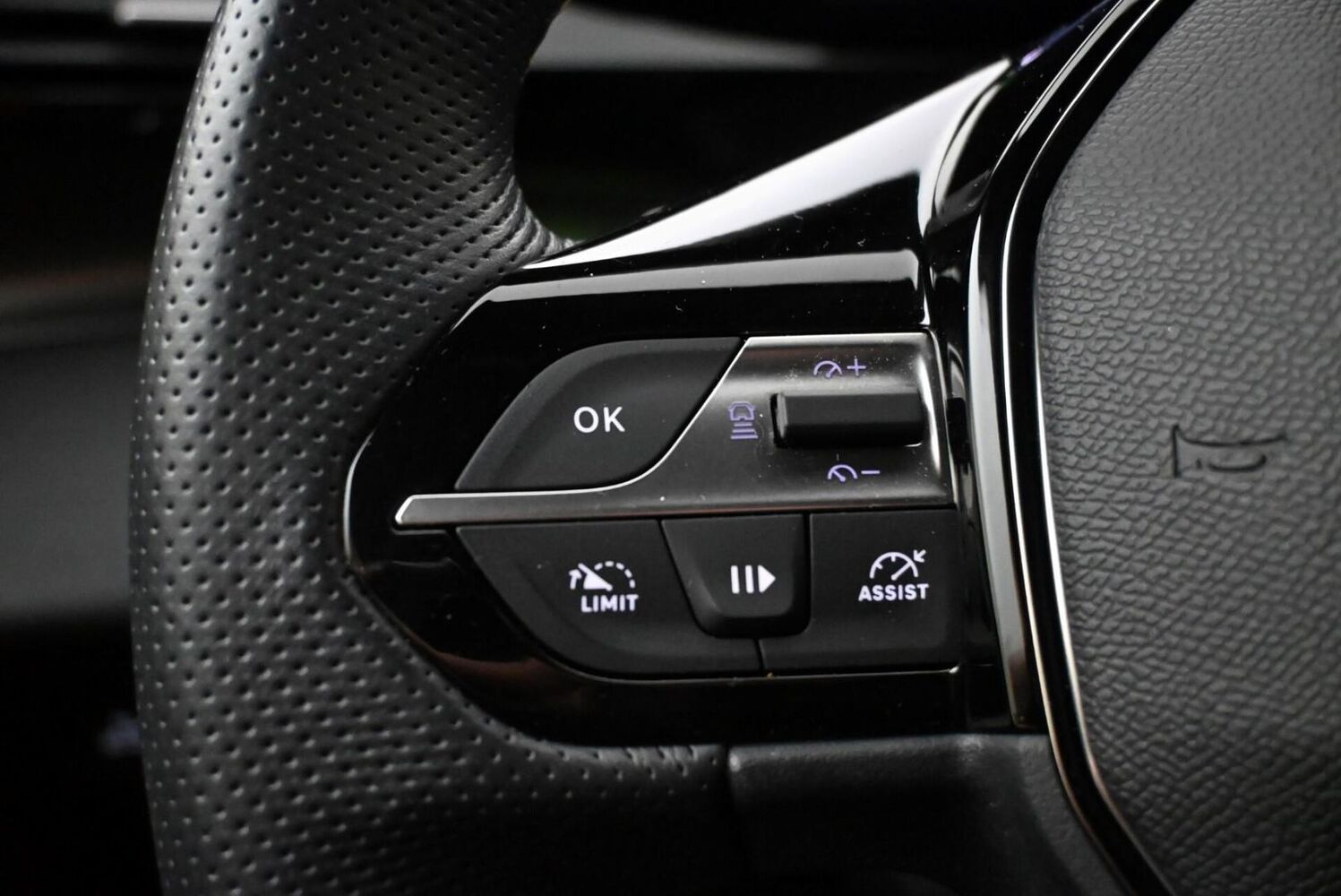 Peugeot 408 vaihtoauto