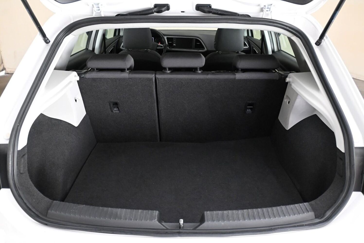 SEAT Leon vaihtoauto