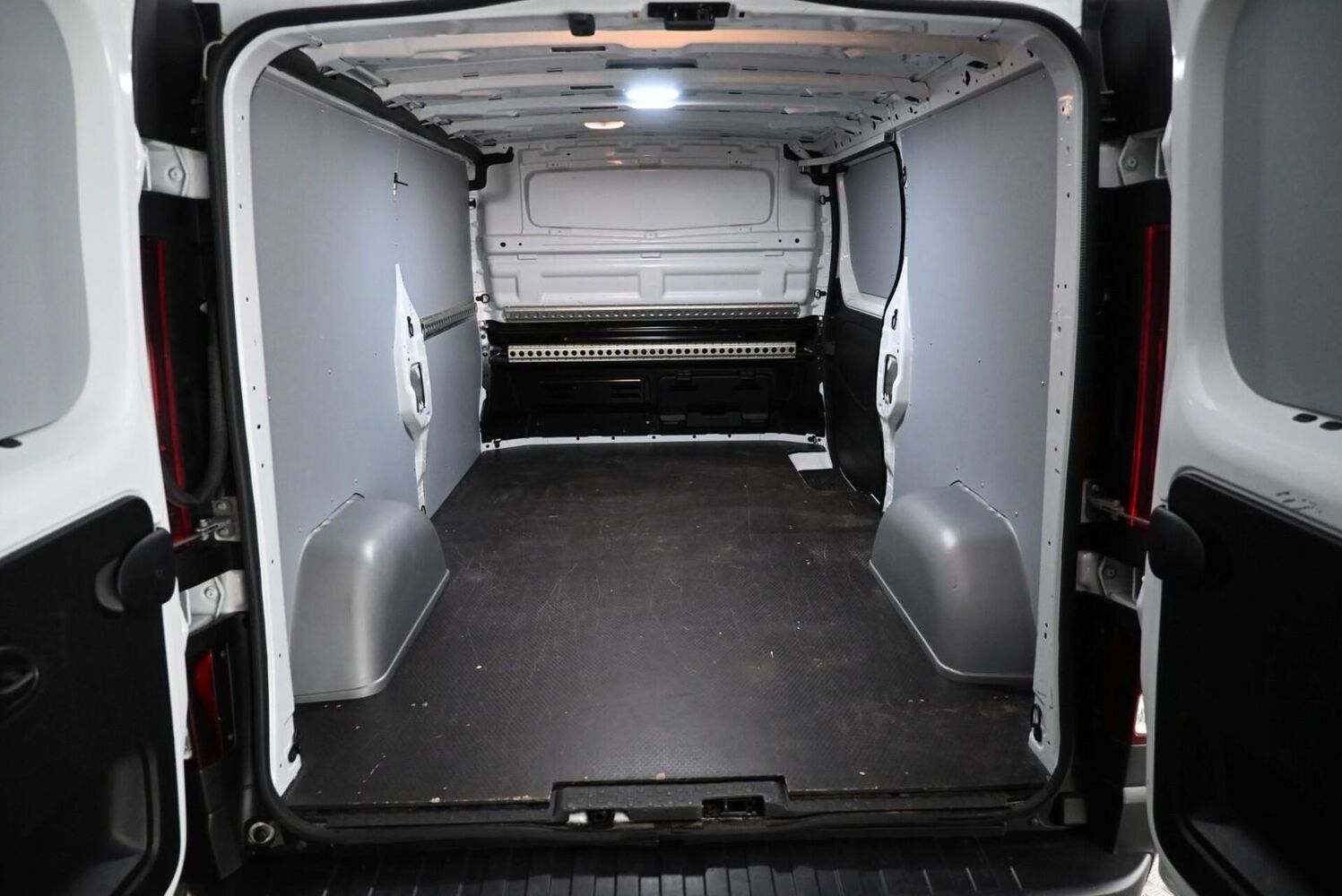 Renault Trafic vaihtoauto