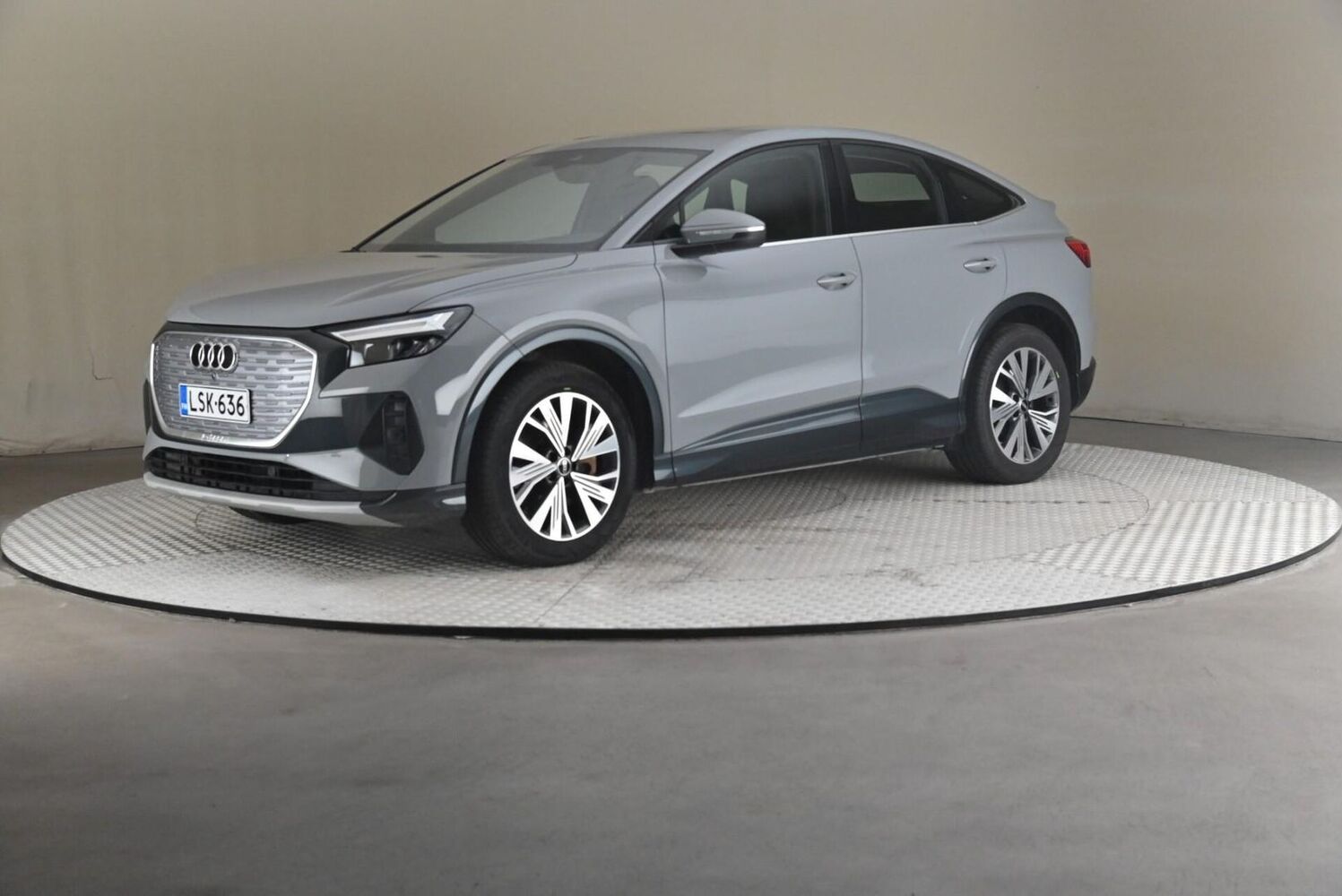 Audi Q4 e-tron vaihtoauto