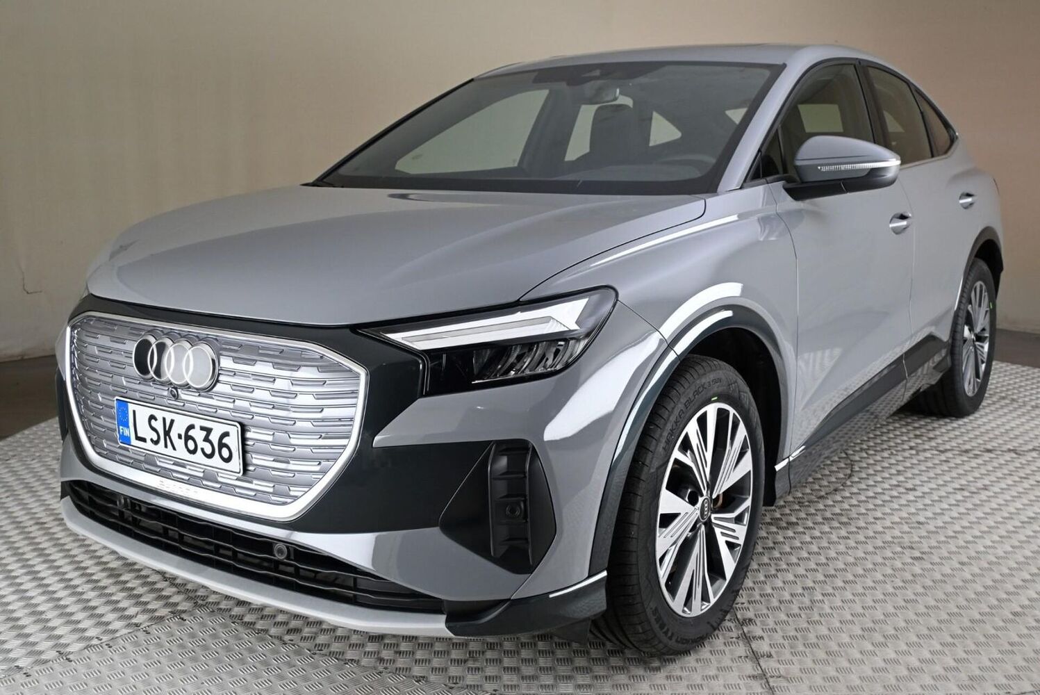Audi Q4 e-tron vaihtoauto