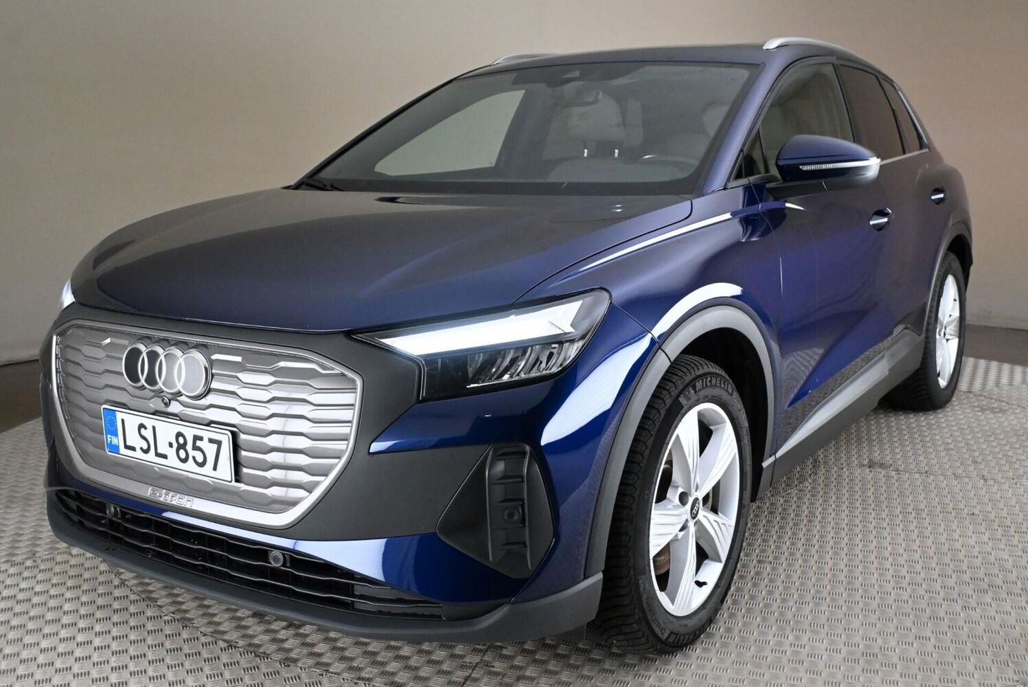 Audi Q4 e-tron vaihtoauto