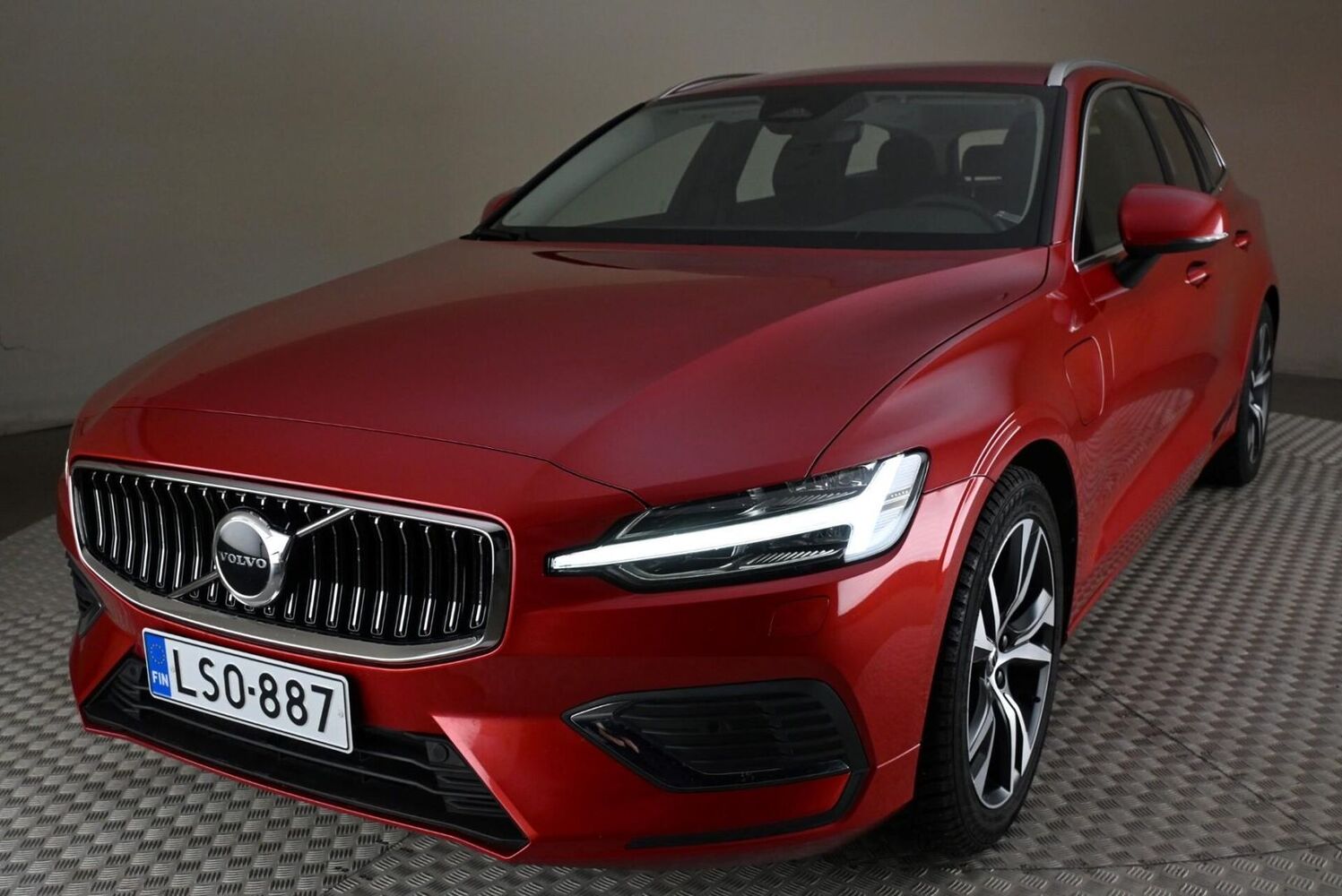 Volvo V60 vaihtoauto