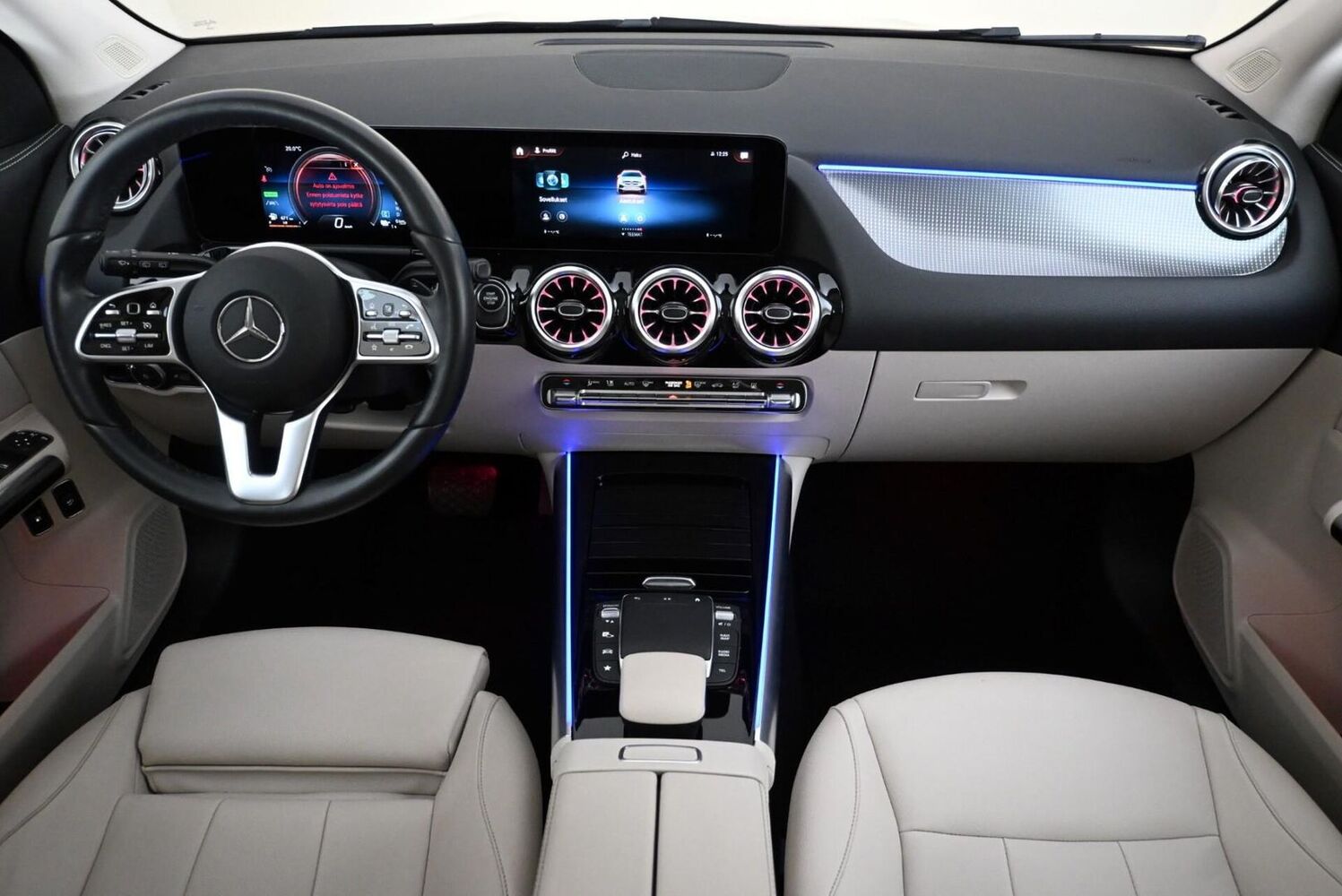 Mercedes-Benz GLA vaihtoauto