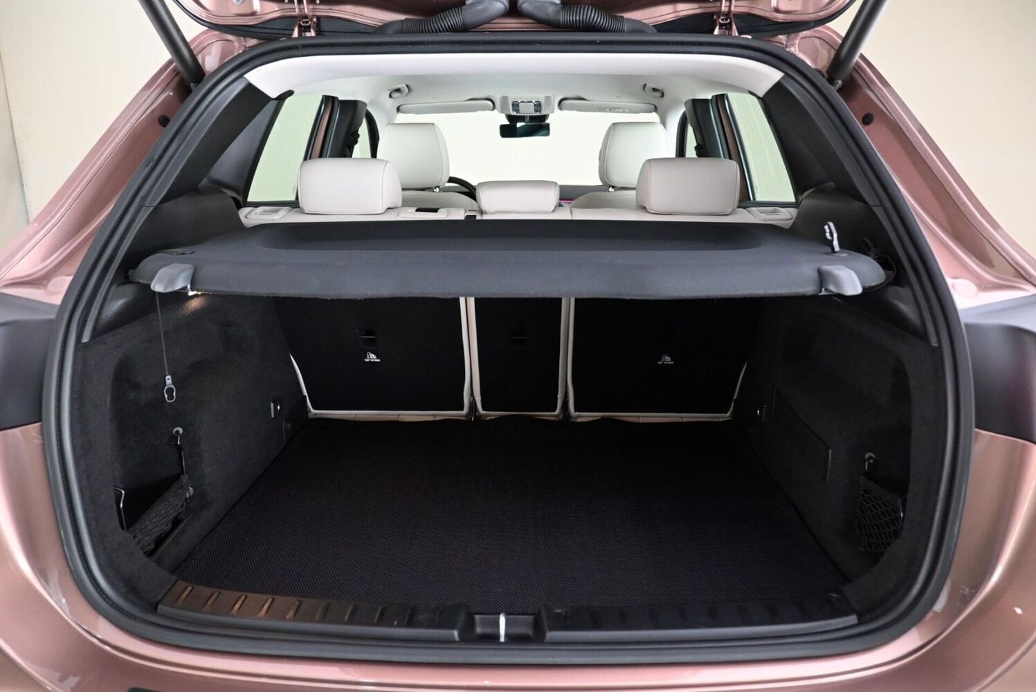 Mercedes-Benz GLA vaihtoauto