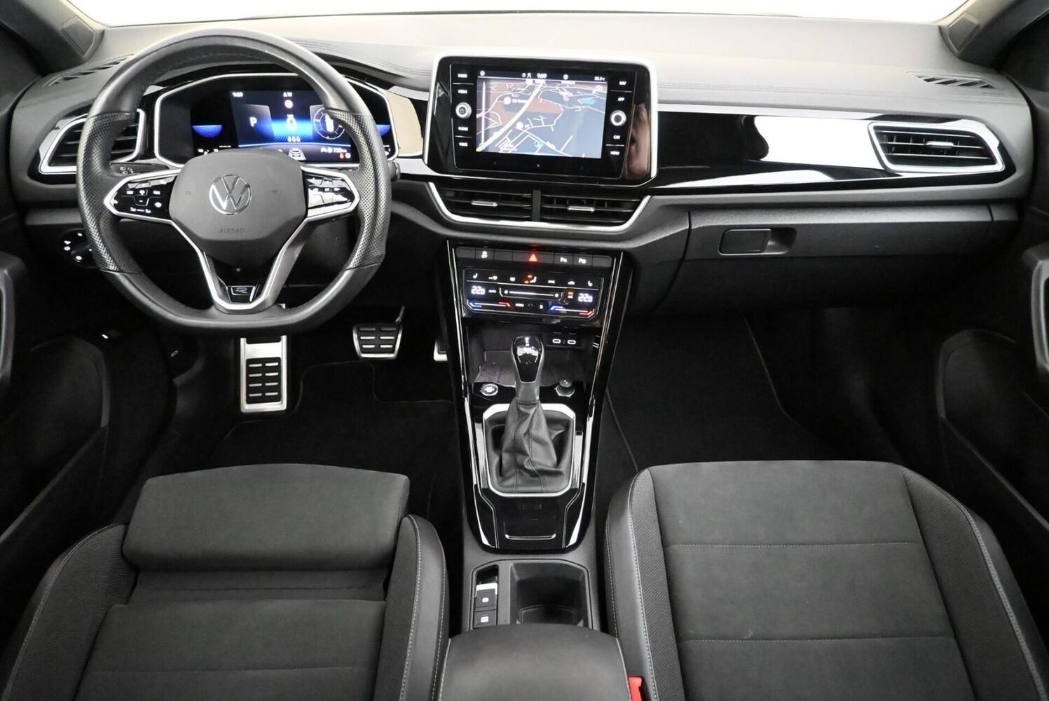 Volkswagen T-Roc vaihtoauto