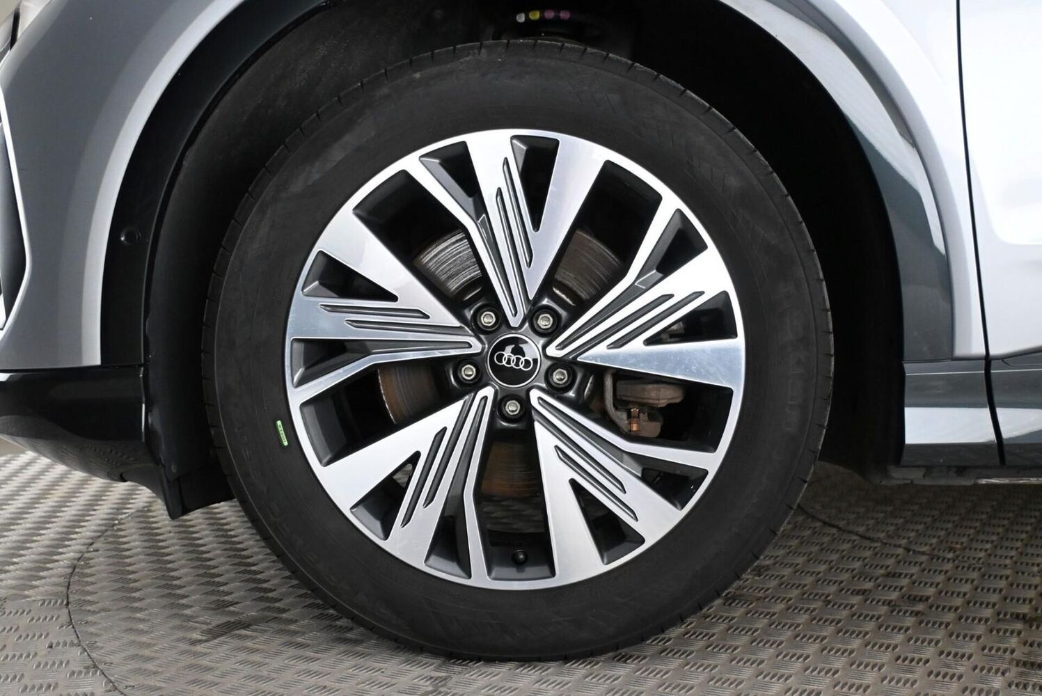 Audi Q4 e-tron vaihtoauto