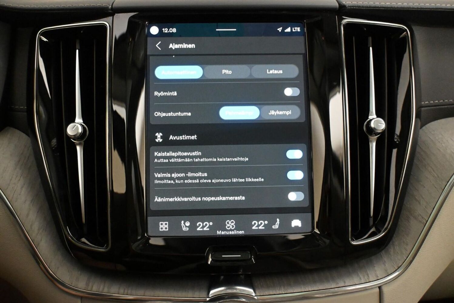 Volvo XC60 vaihtoauto