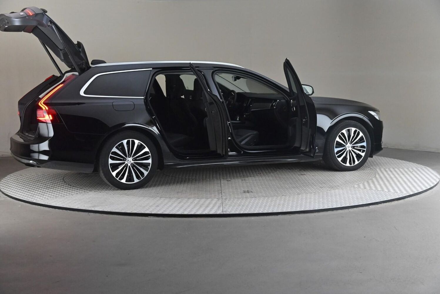Volvo V90 vaihtoauto
