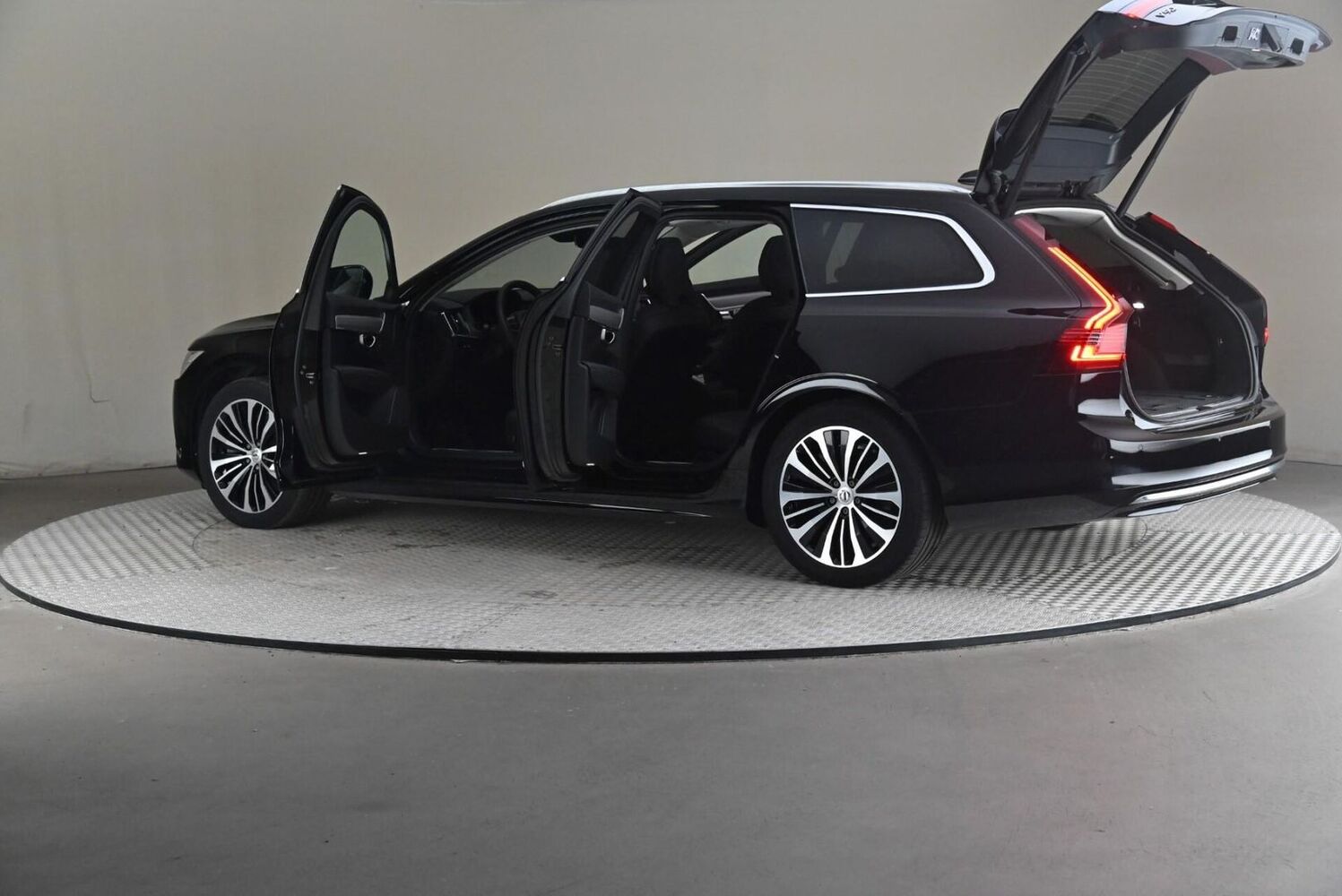 Volvo V90 vaihtoauto