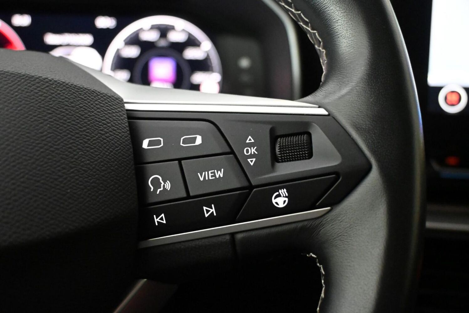 SEAT Leon Sportstourer vaihtoauto