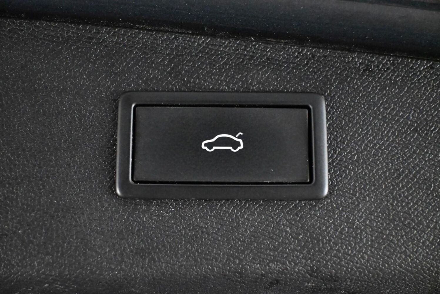 SEAT Leon Sportstourer vaihtoauto