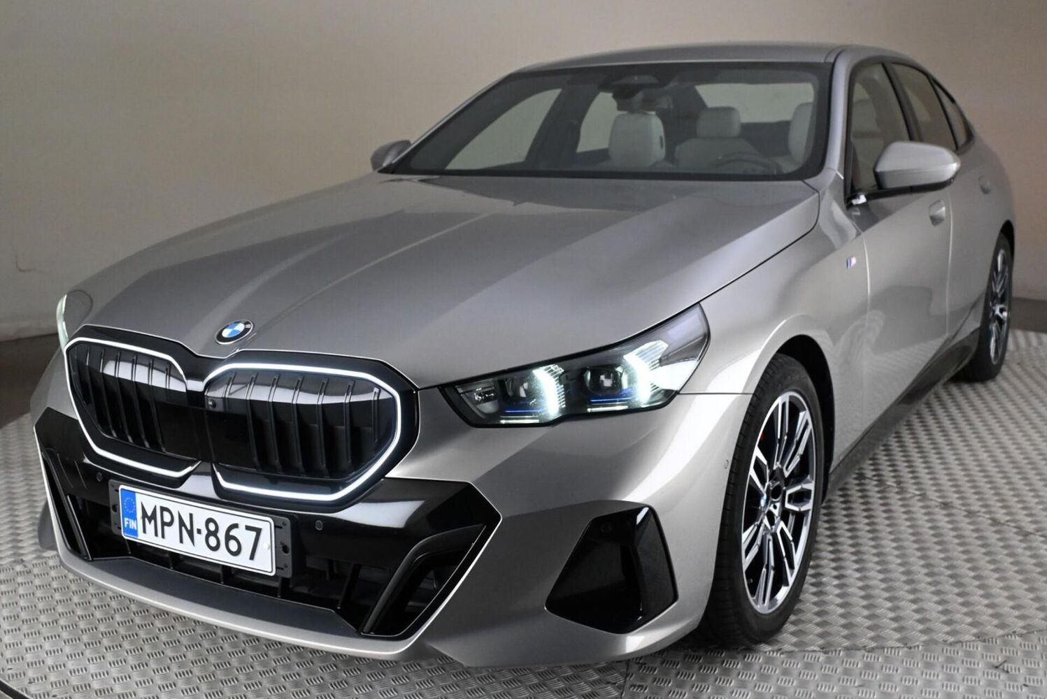 BMW 520 vaihtoauto