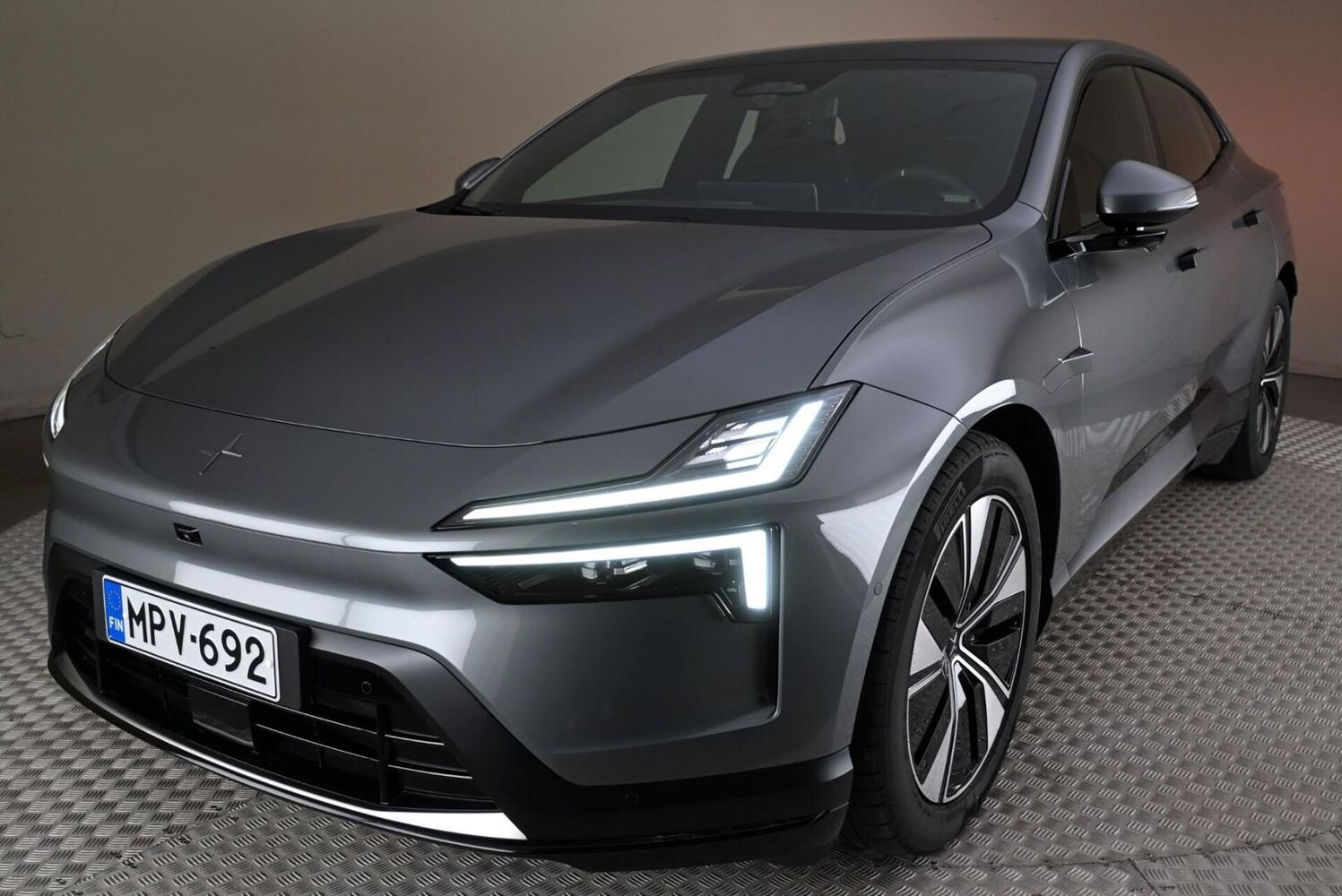Polestar 4 vaihtoauto