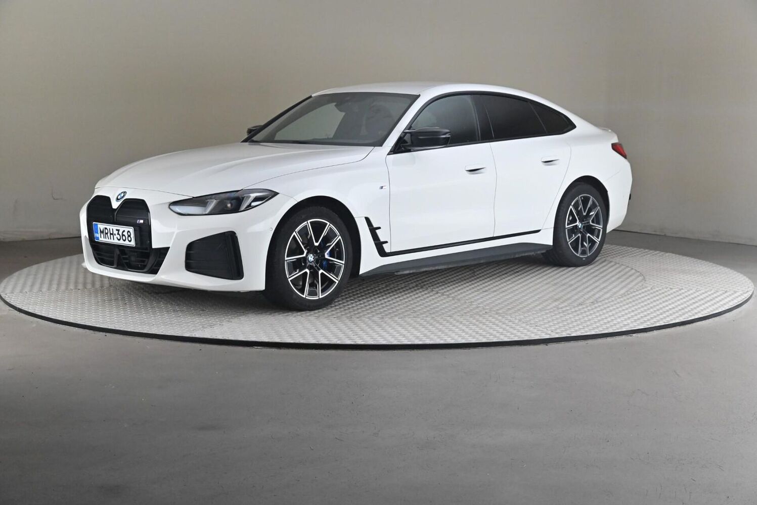 BMW i4 M50 vaihtoauto