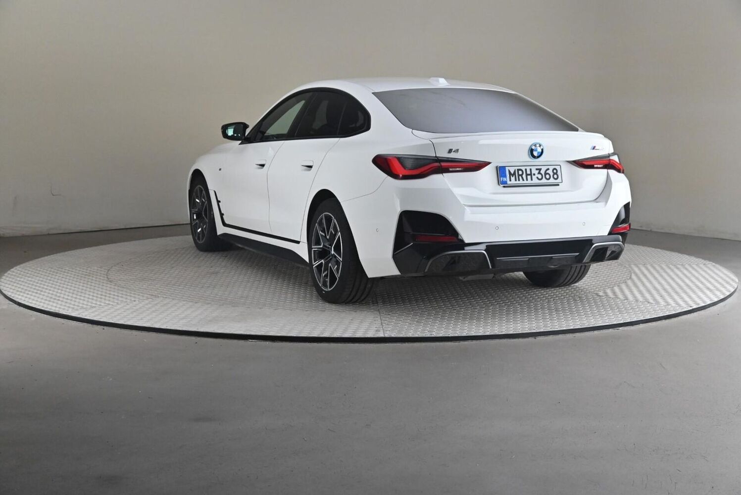 BMW i4 M50 vaihtoauto