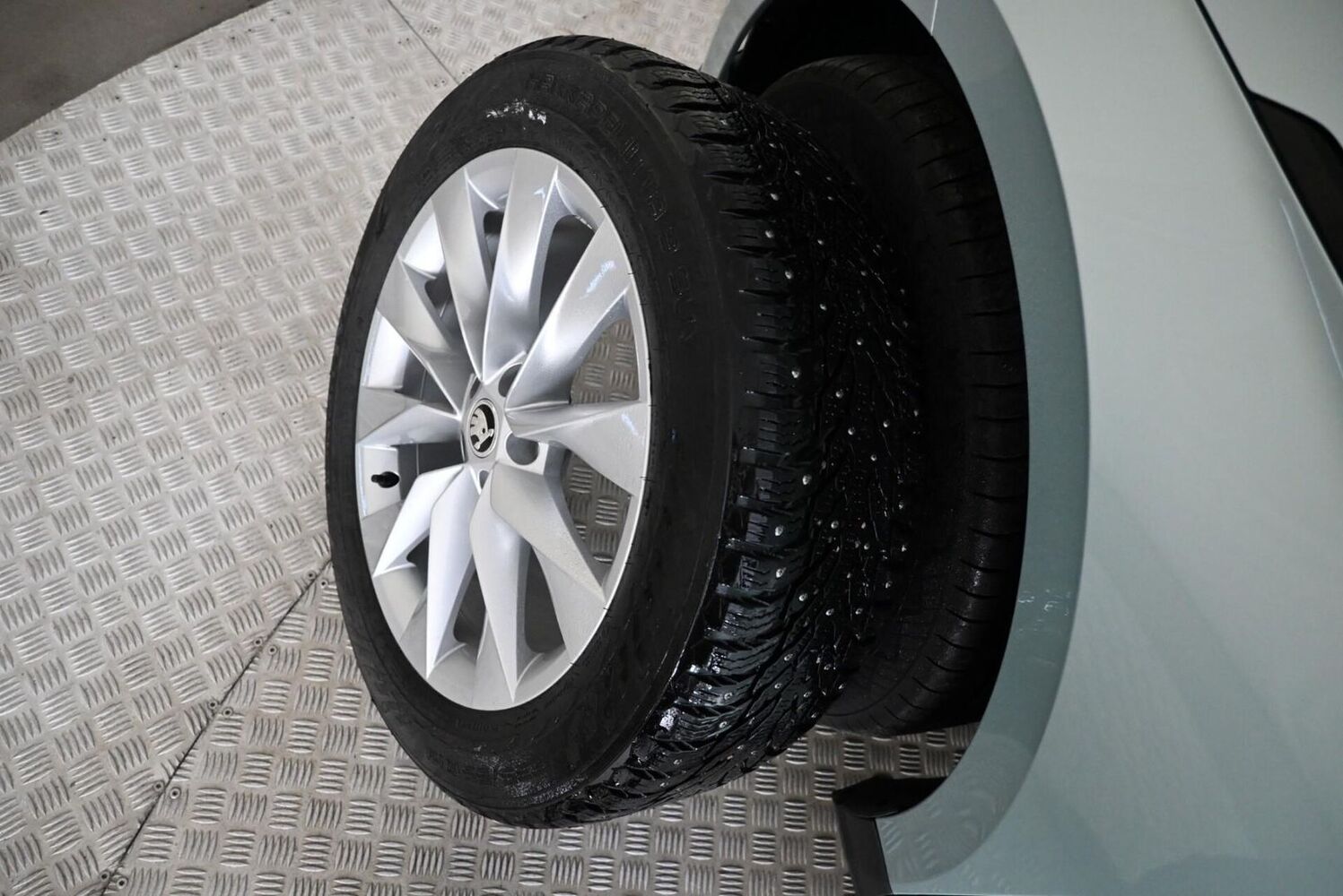 Skoda Enyaq vaihtoauto