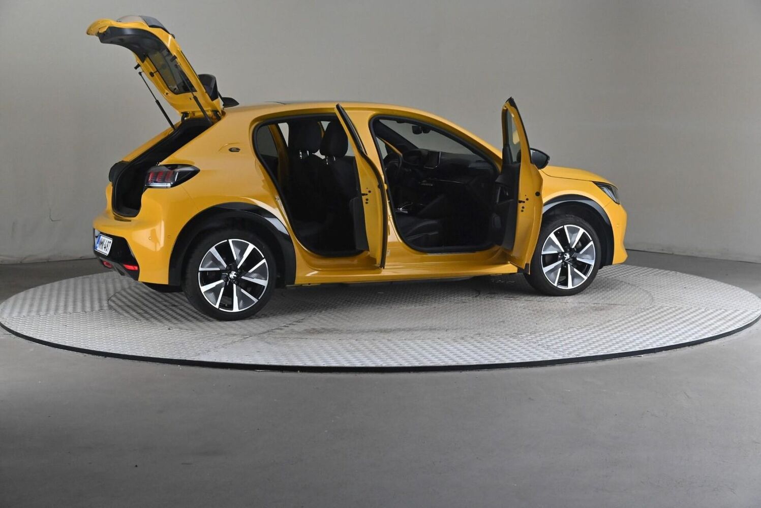 Peugeot e-208 vaihtoauto