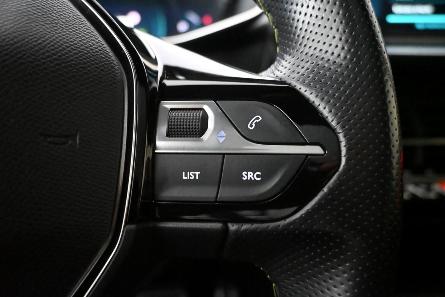 Peugeot e-208 vaihtoauto