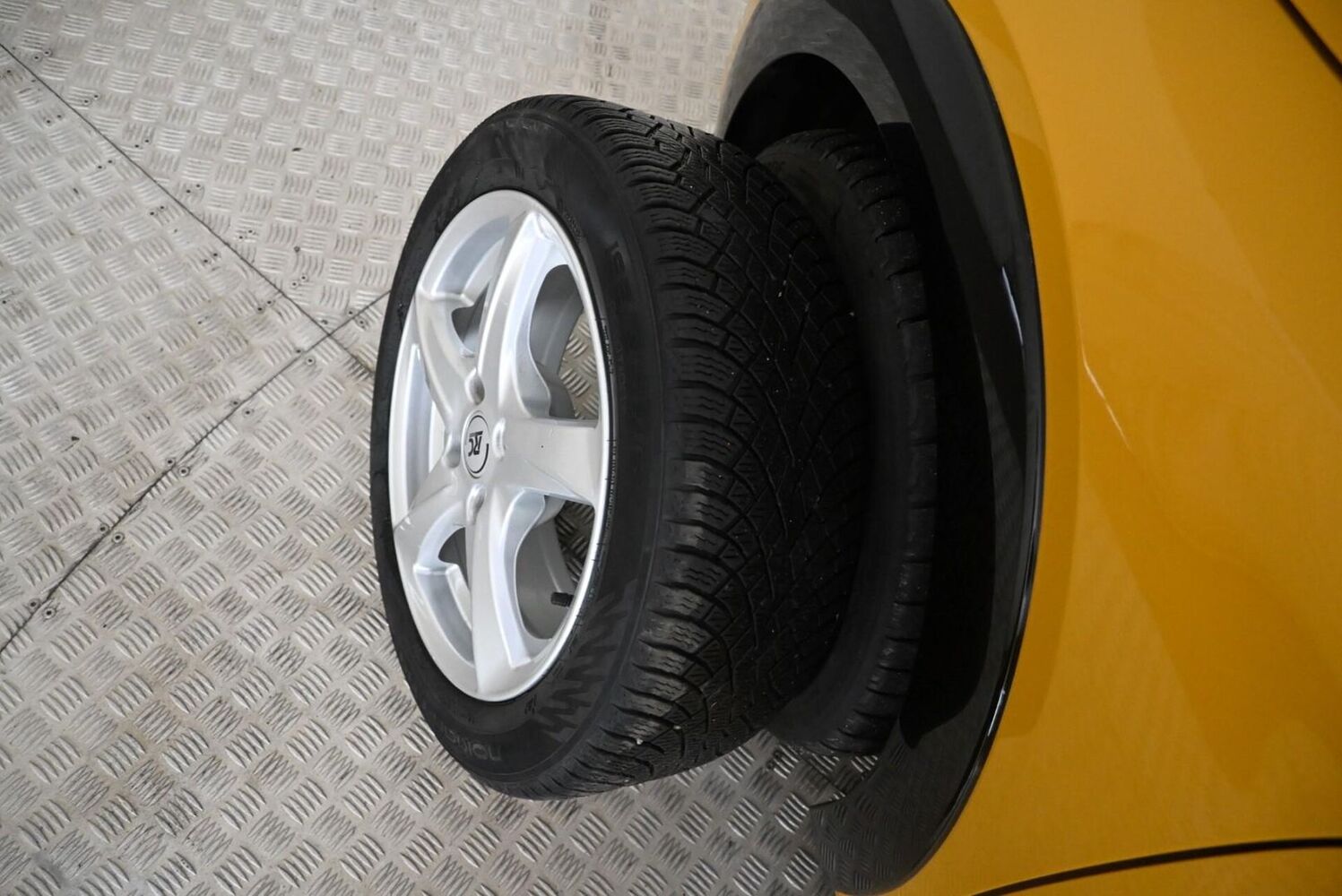 Peugeot e-208 vaihtoauto
