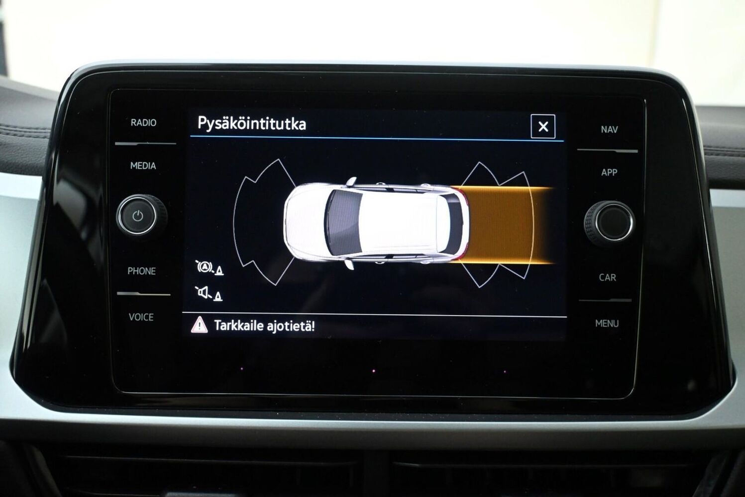 Volkswagen T-Roc vaihtoauto