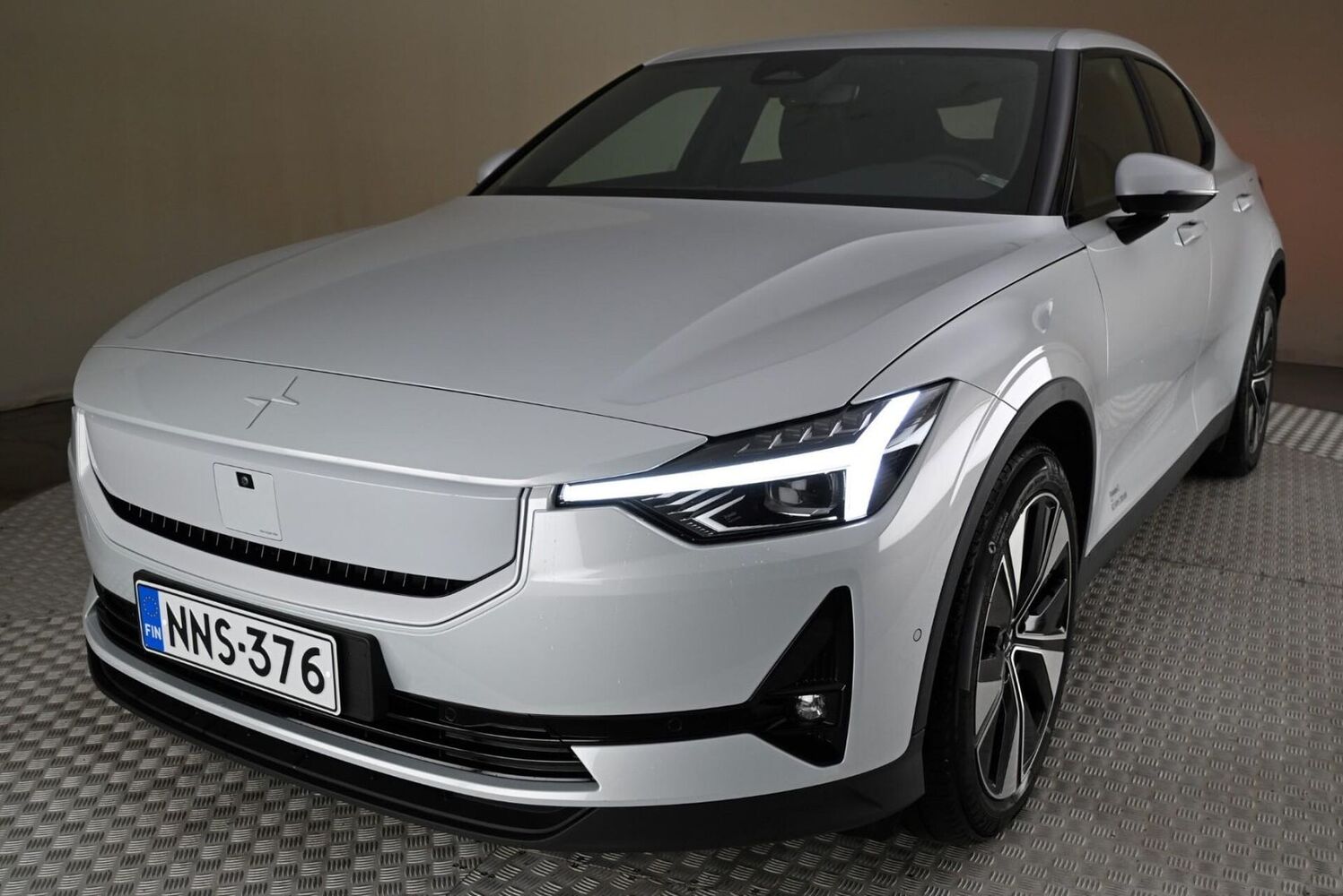 Polestar 2 vaihtoauto