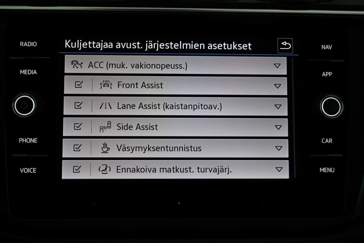 Volkswagen Tiguan vaihtoauto