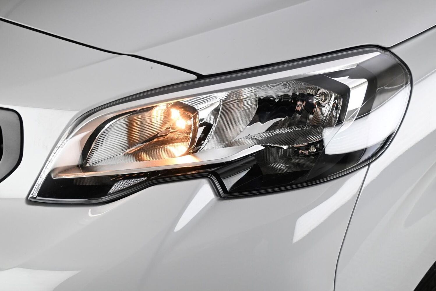 Peugeot Expert vaihtoauto