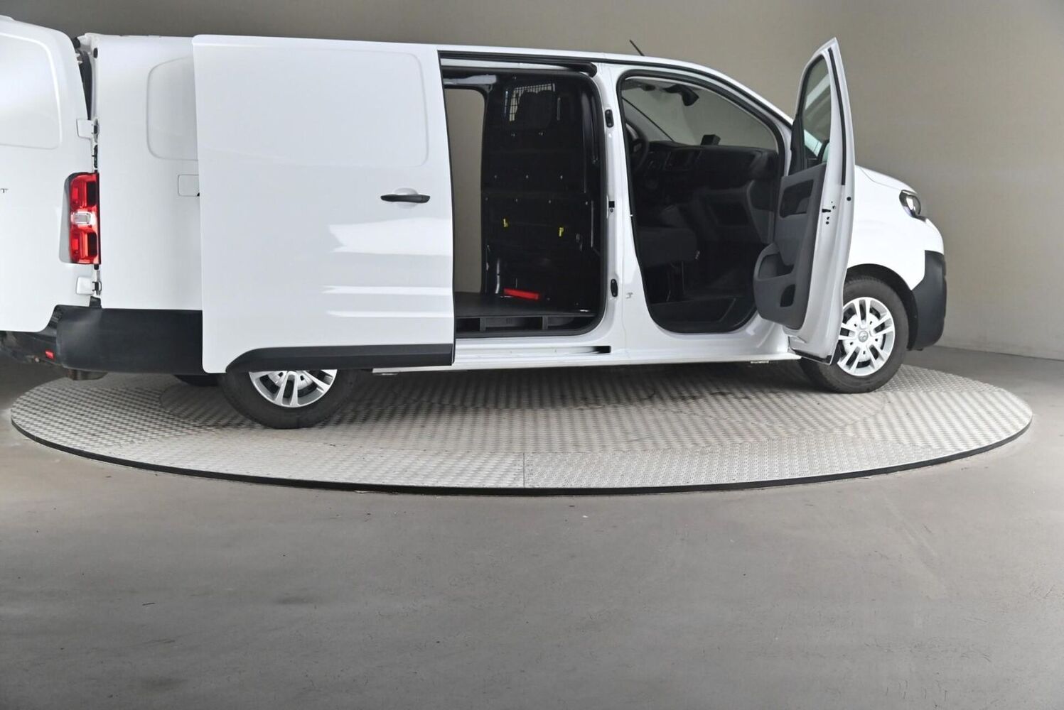 Peugeot e-Expert vaihtoauto
