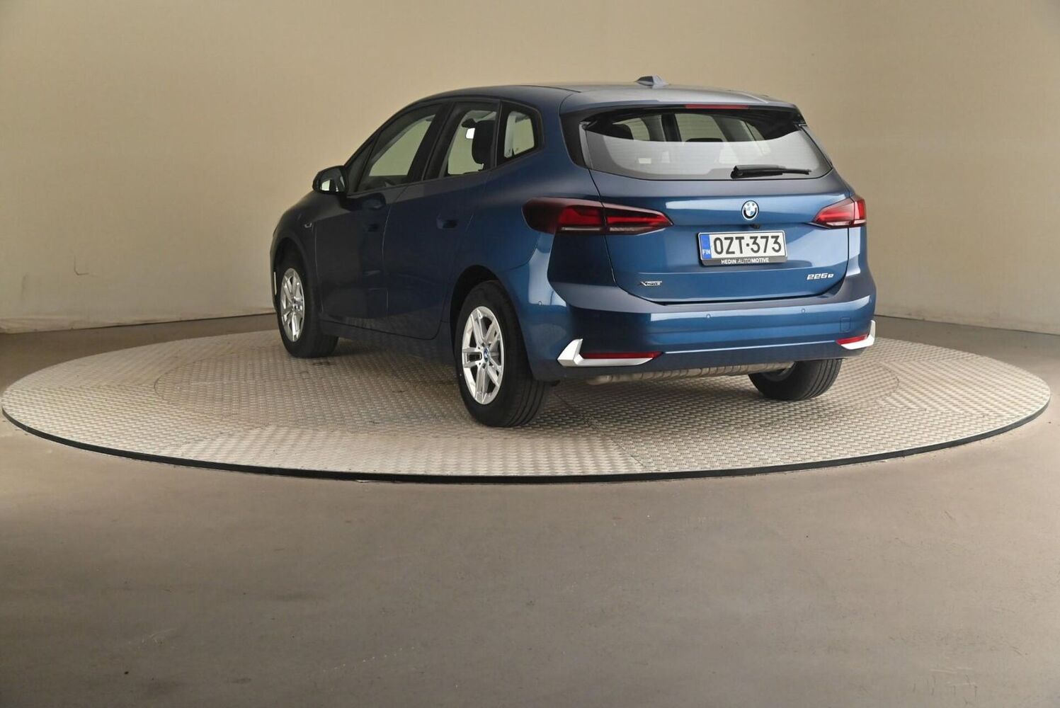 BMW 225 vaihtoauto