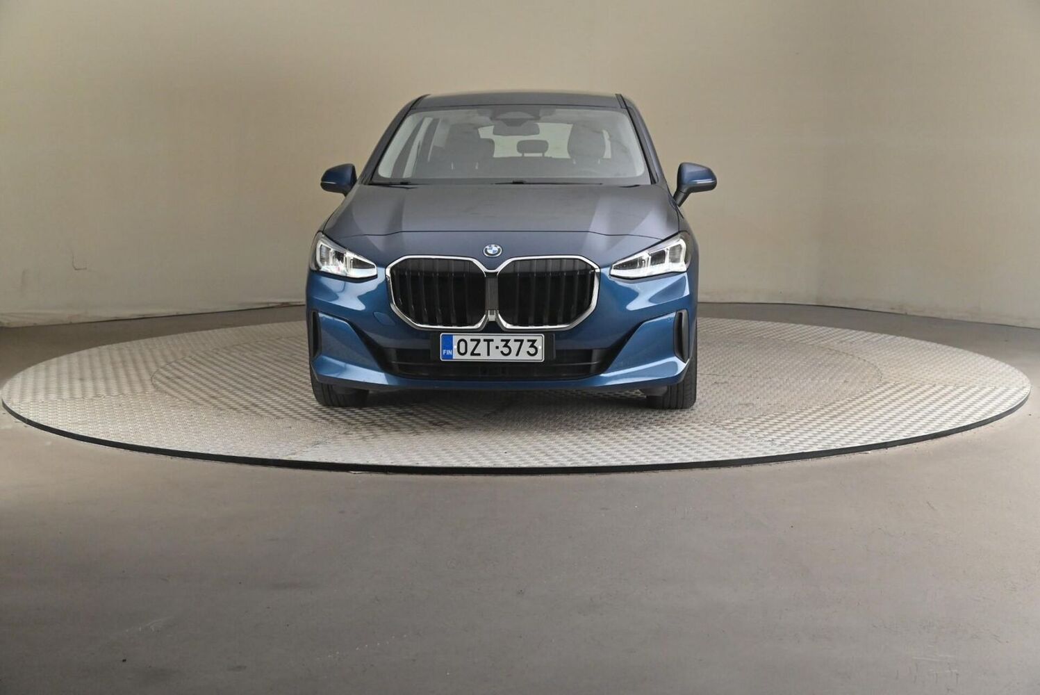 BMW 225 vaihtoauto