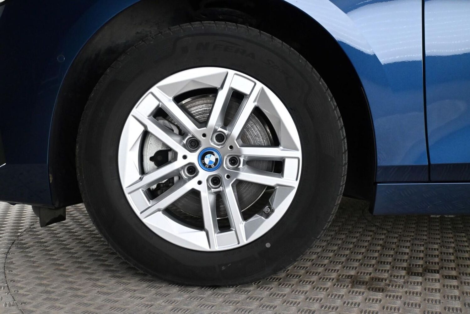 BMW 225 vaihtoauto
