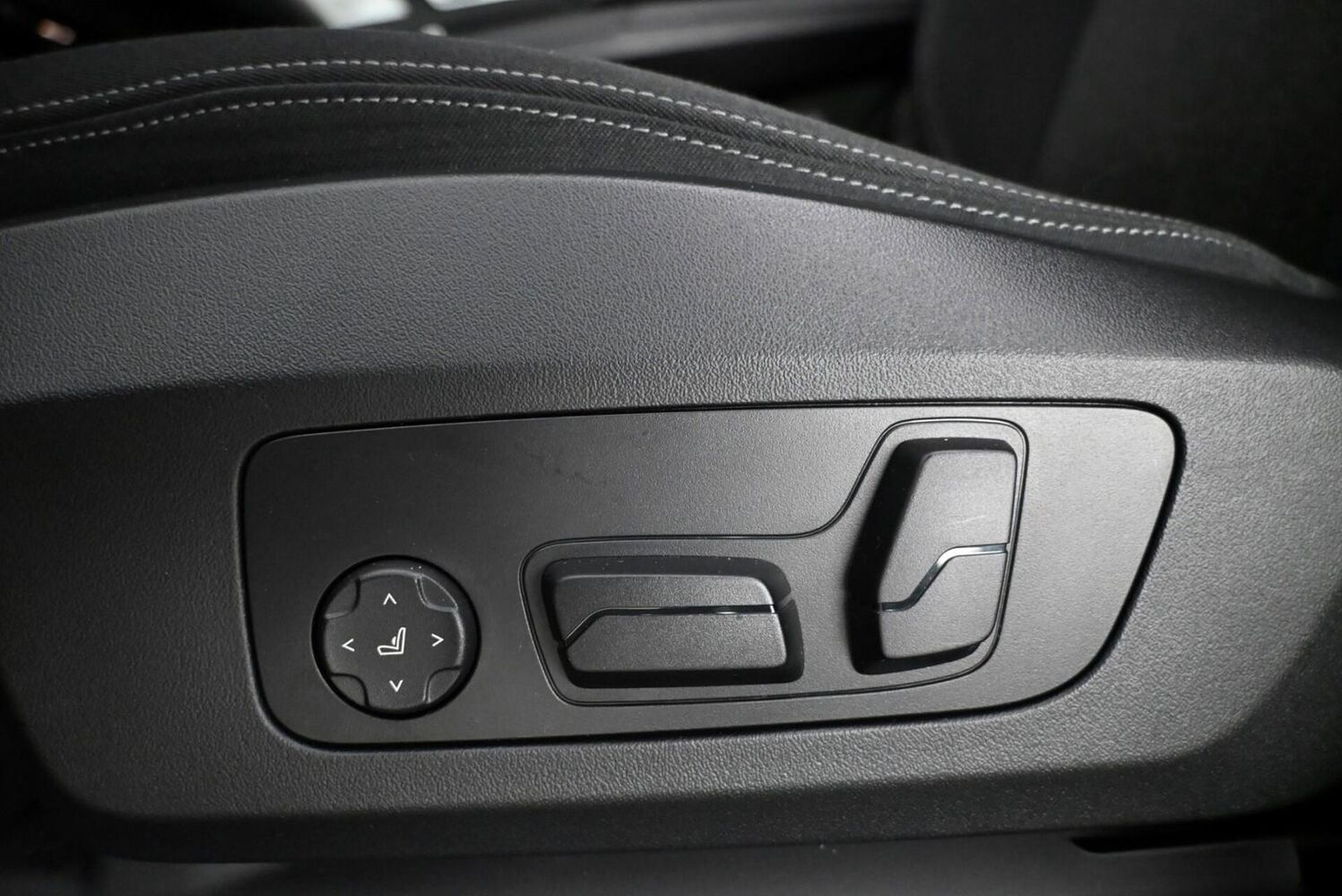 BMW 225 vaihtoauto