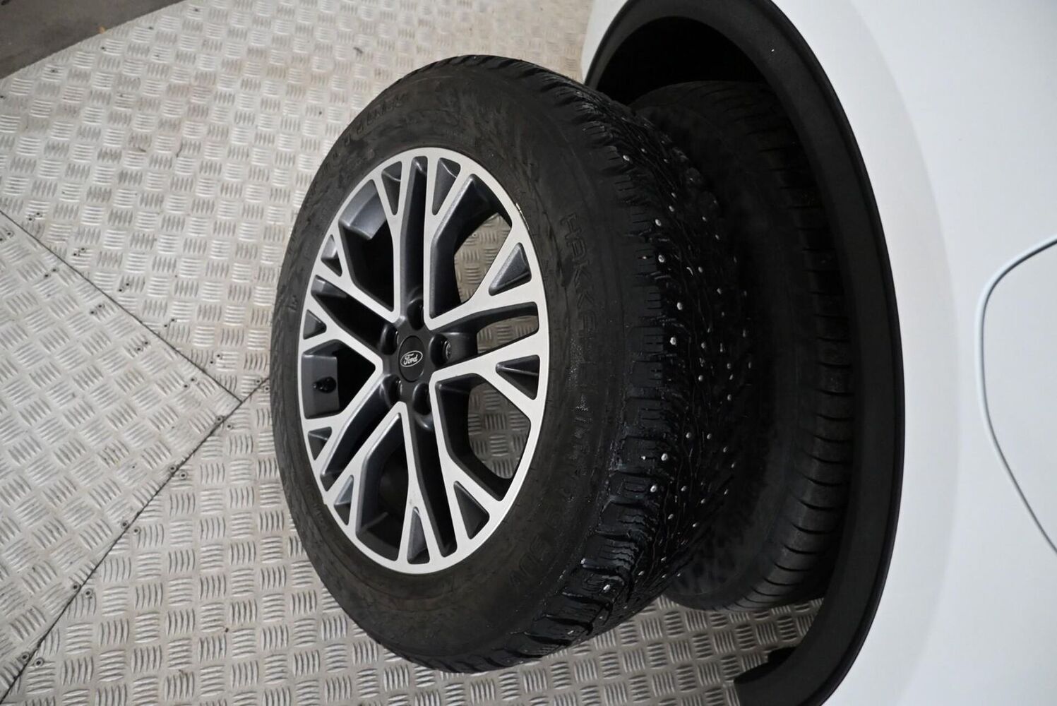 Ford Kuga vaihtoauto