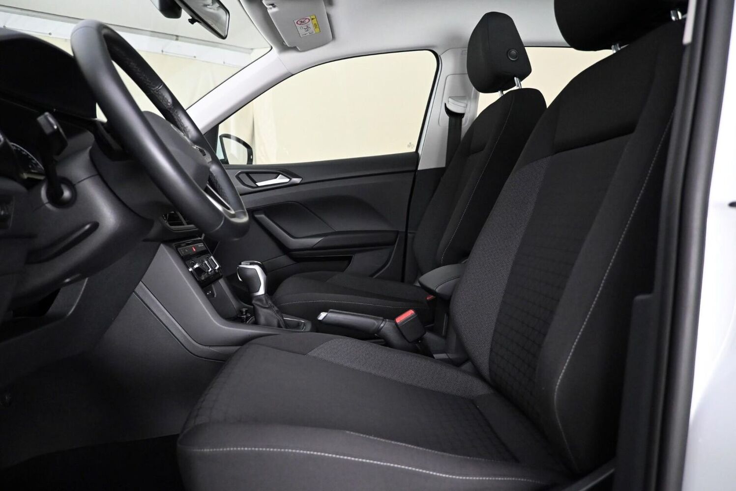 Volkswagen T-Cross vaihtoauto