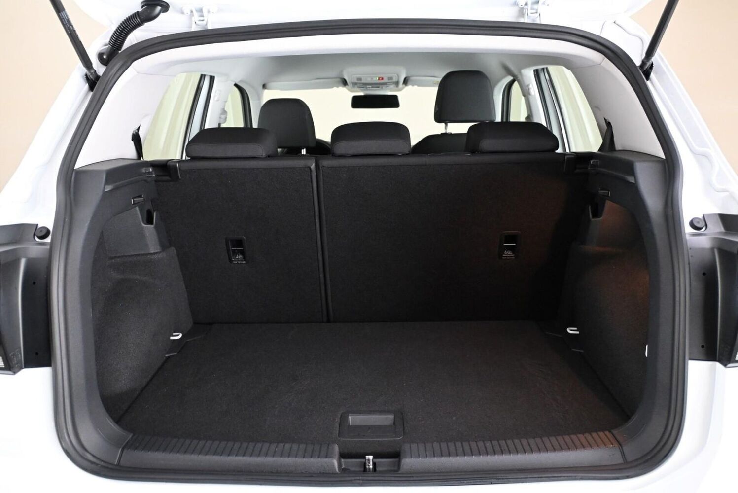 Volkswagen T-Cross vaihtoauto