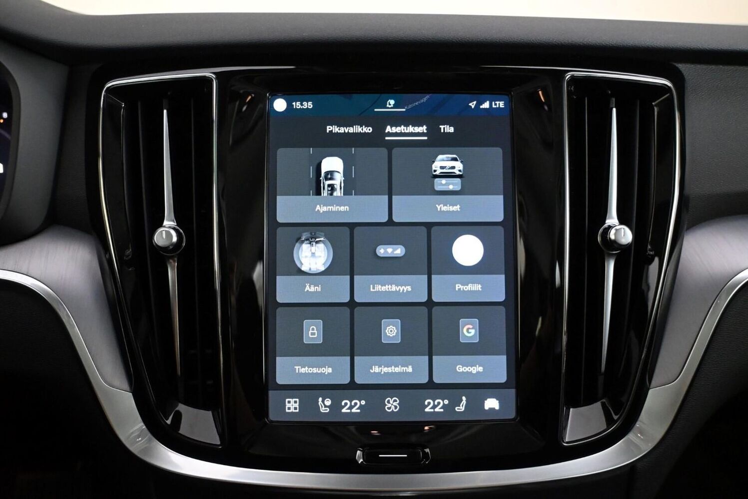 Volvo V60 vaihtoauto