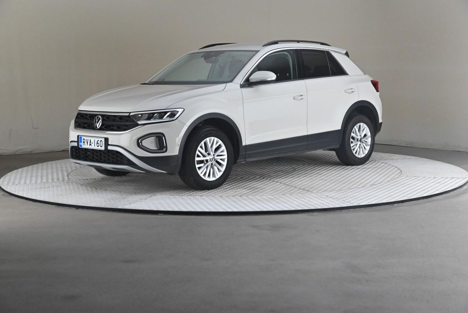 Volkswagen T-Roc vaihtoauto