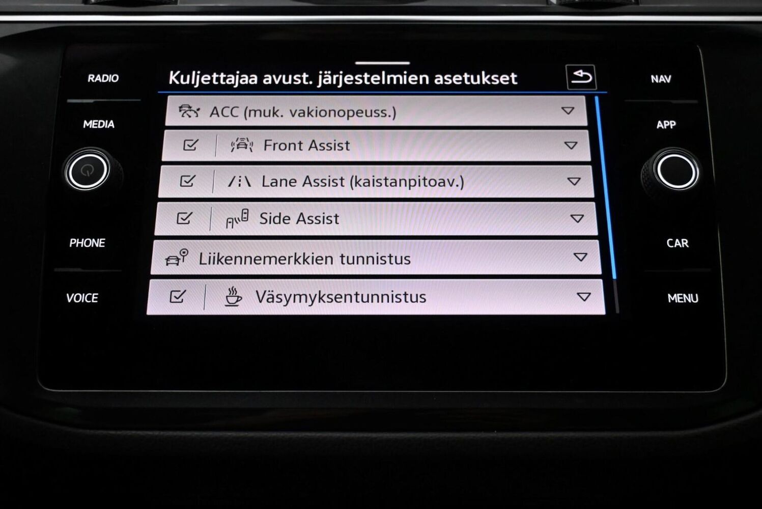 Volkswagen Tiguan vaihtoauto