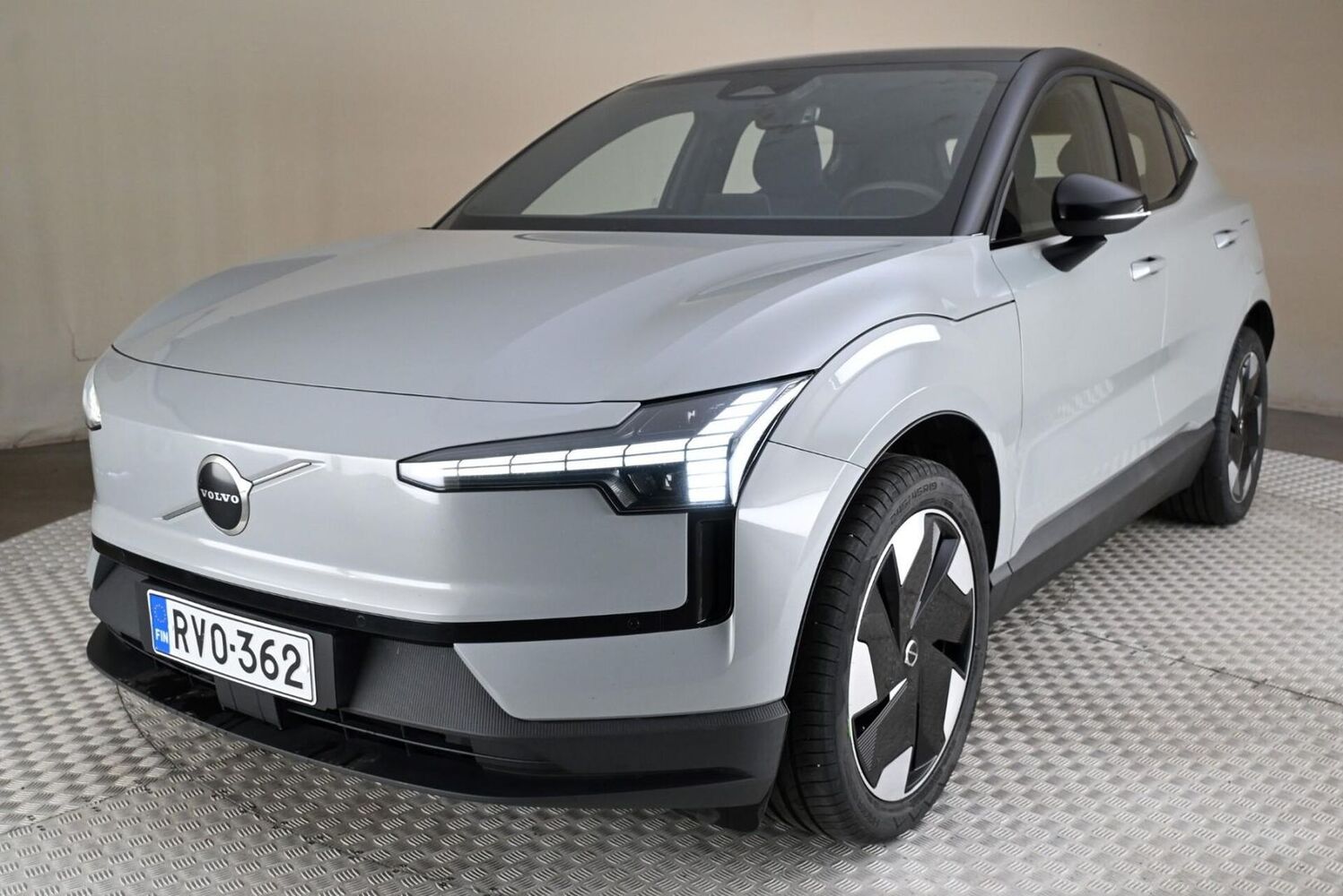 Volvo EX30 vaihtoauto