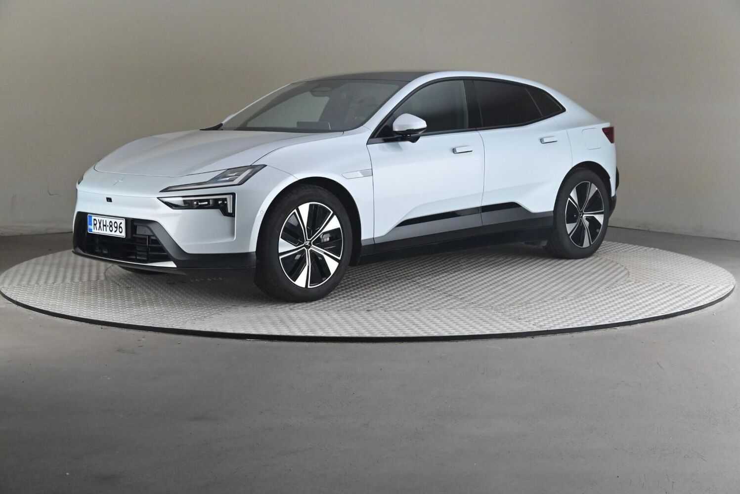 Polestar 4 vaihtoauto