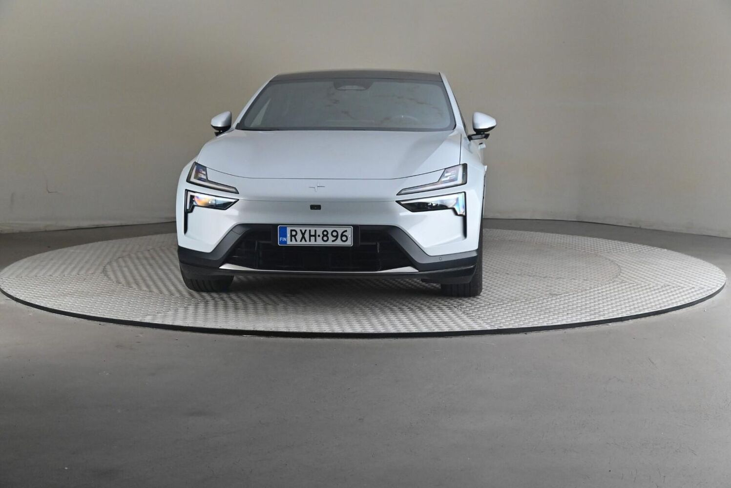 Polestar 4 vaihtoauto