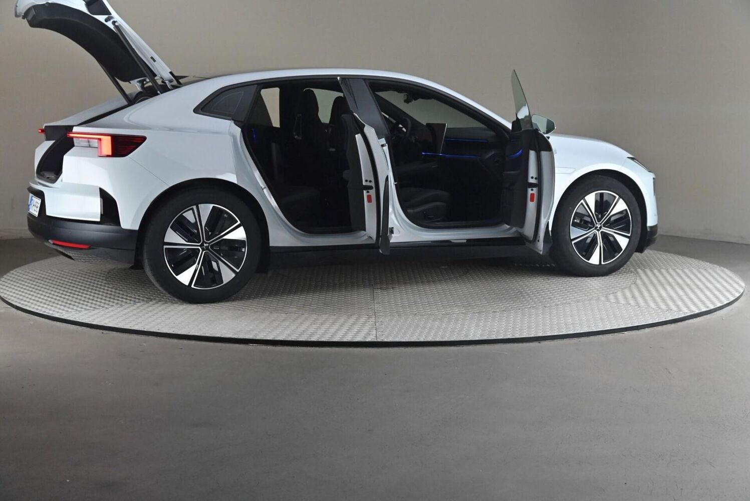 Polestar 4 vaihtoauto